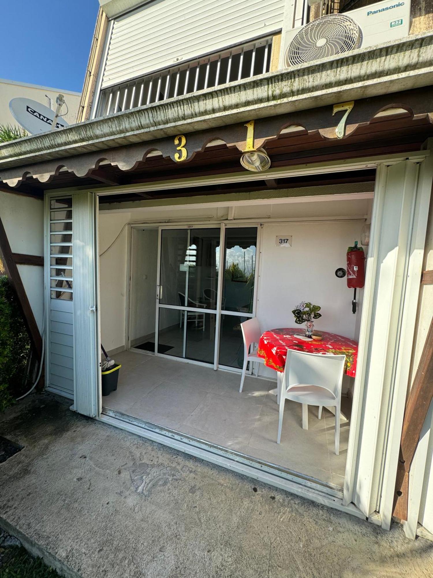 Appartement A La Marina Residence Hotel Village Soleil Le Gosier Le Gosier  Exterior foto